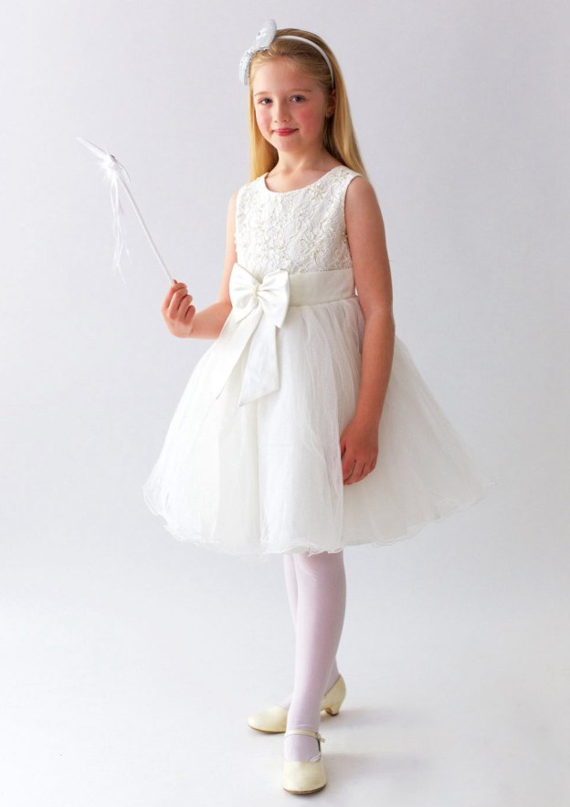 Bateau A-Line/Princess Knee-Length Tulle Flower Girl Dress With Lace -  Flower Girl Dresses - Stacees