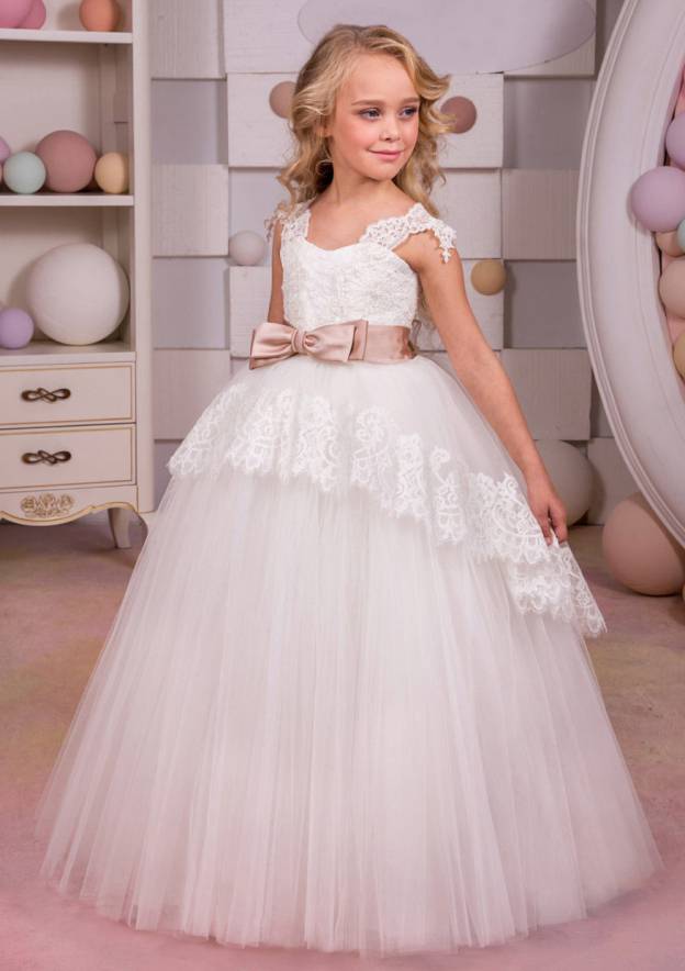 A-Line/Princess V-Neck Short Sleeves Floor-Length Flower Girl Dress with 3D Flowers