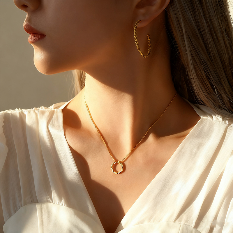 Elegant Unique Female Titanium Steel Jewelry Set