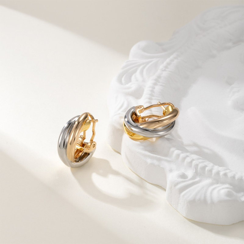 Pendientes atractivos aleación para mujer