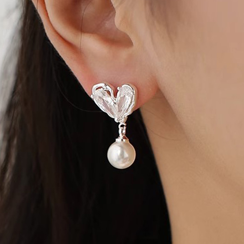 Attractive Gorgeous Ladies' Copper 925 Sterling Silver Earrings with Cubic Zirconia Imitation Pearls