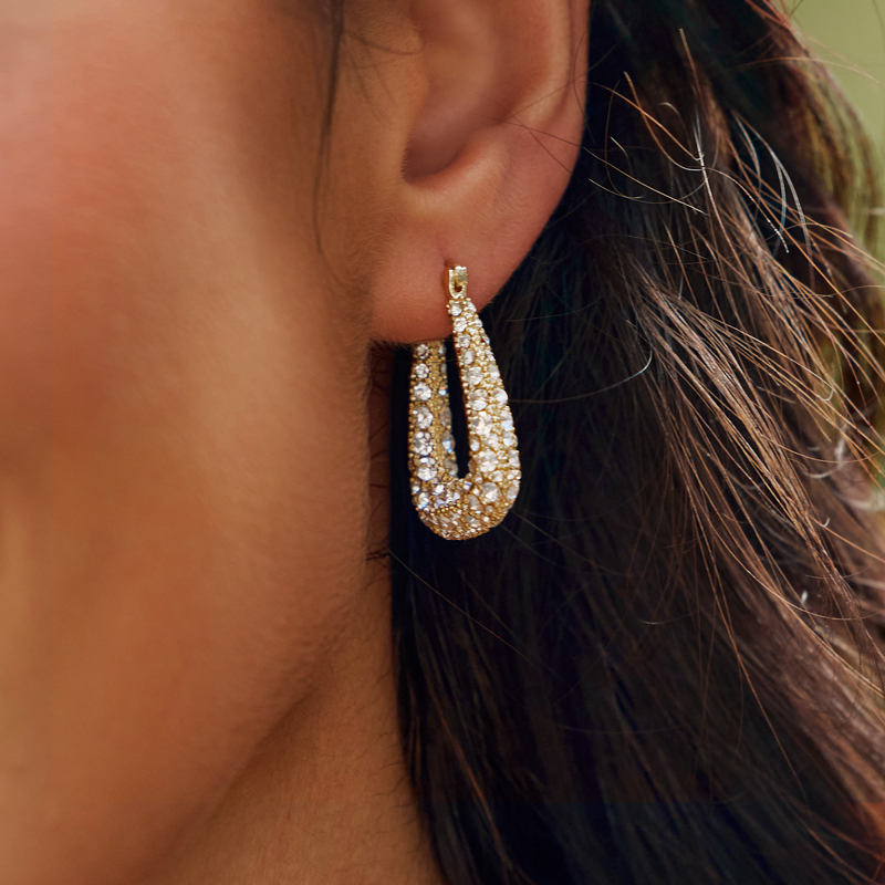 Fashionable Luxurious Girls' Copper Earrings with Rhinestone