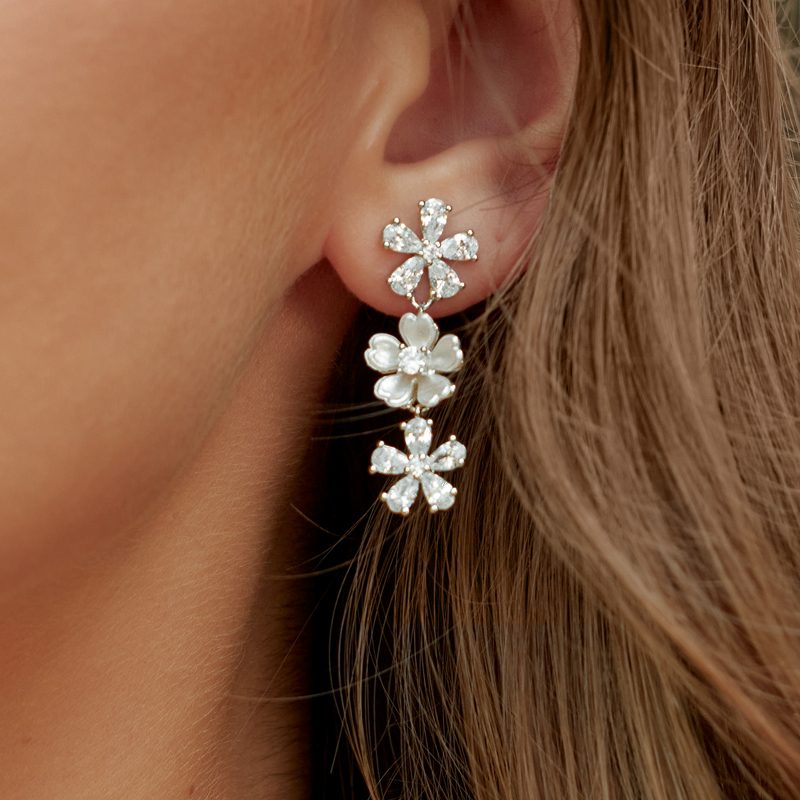 Elegant Vintage Female Alloy Earrings with Cubic Zirconia