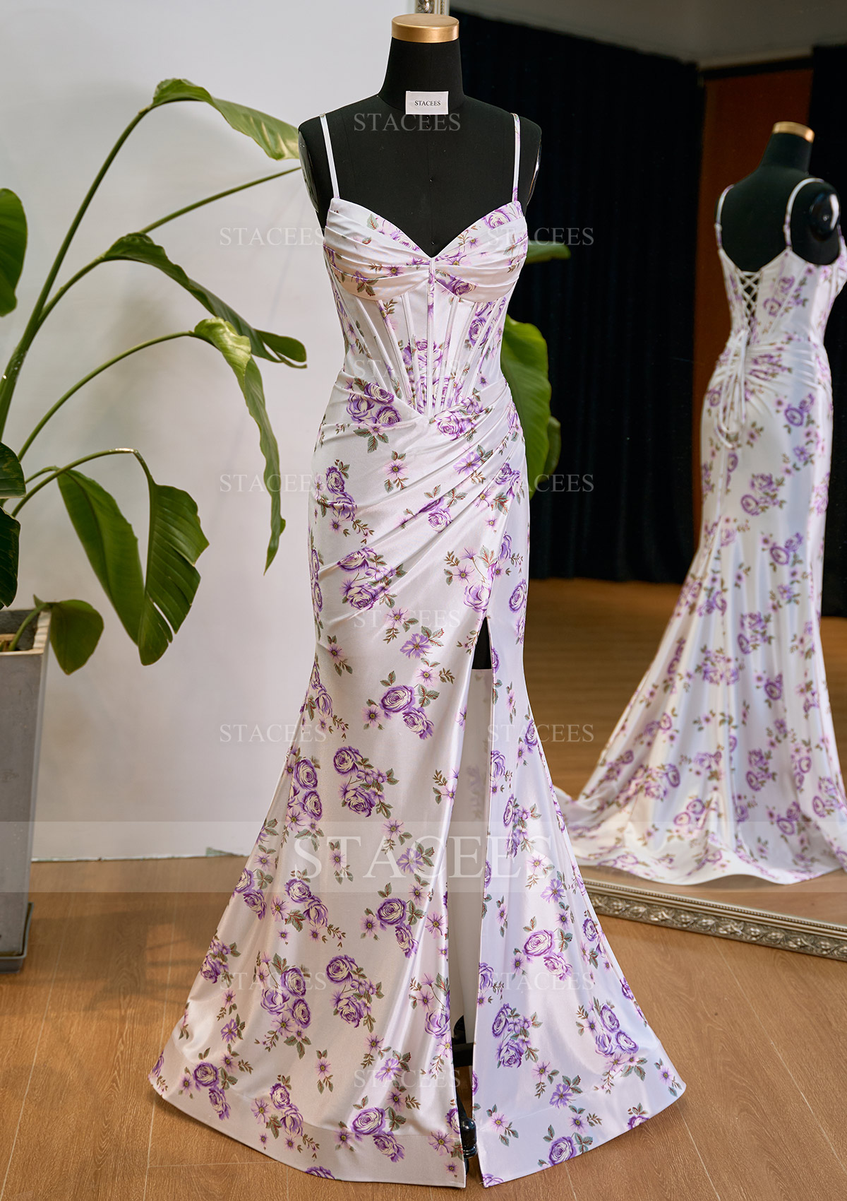 Trumpet/Mermaid V Neck Silk like Satin Sweep Train Prom Dress with Split Floral Print