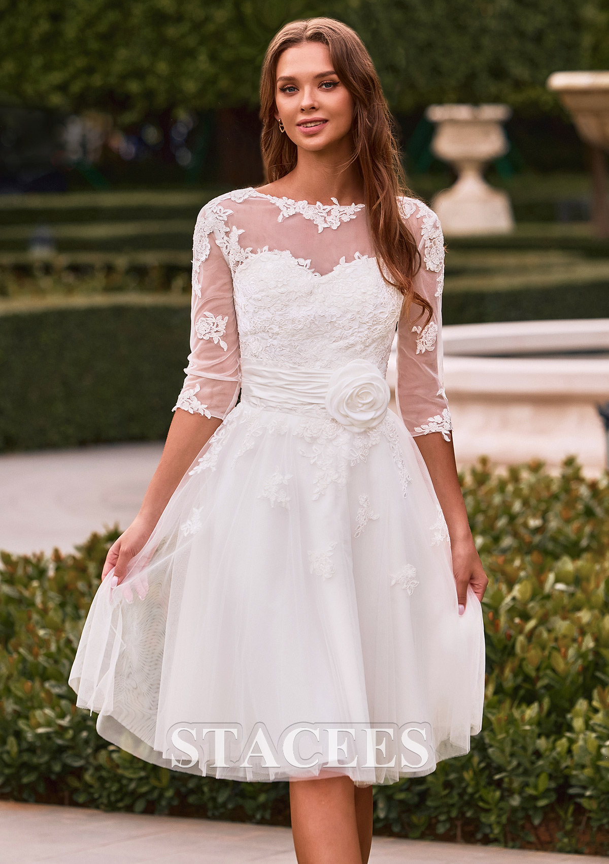 Vestido línea a escote bandeja tul hasta la tibia vestido de novia